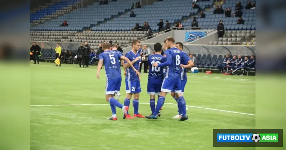 O'zbek futbolchilari to'p tepayotgan klub kelishilgan o'yinda ayblanmoqda