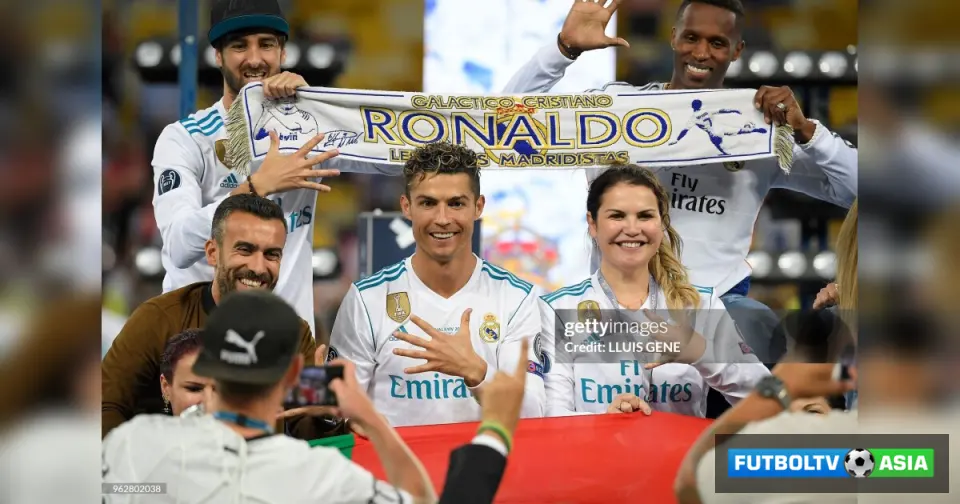 "U bundan ko'prog'iga munosib edi". Ronalduning opasi muxlisning murojaatini bo'lishib, futbolchini qo'llab-quvvatladi
