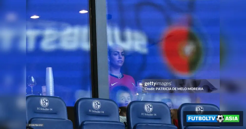 Ronalduning rafiqasi Portugaliya terma jamoasi murabbiyini tanqid qildi va o'z postini o'chirib tashladi