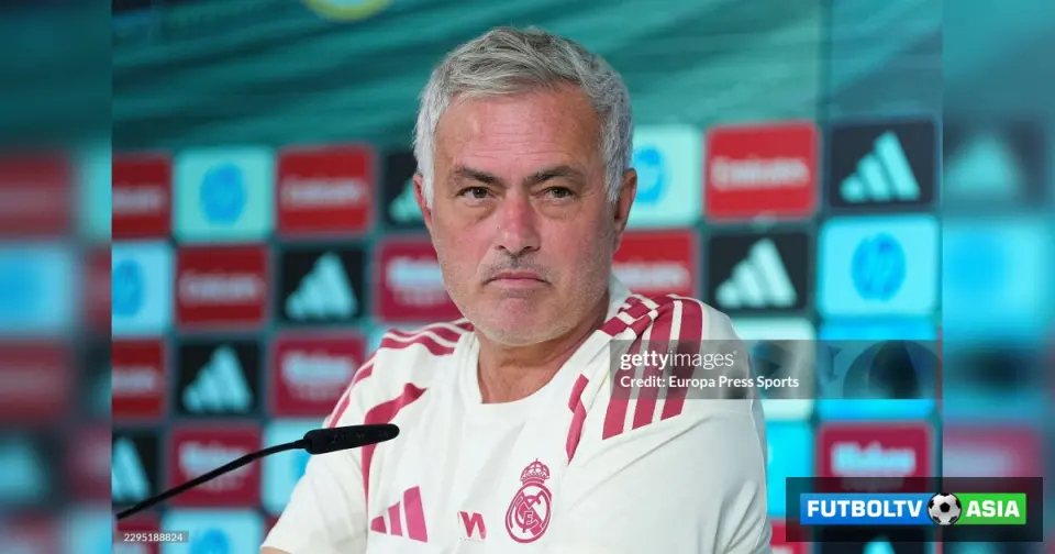 Mourinyu jurnalistlarga: "Penaltilar haqida savollar yo'qmi? Juda g'alati"
