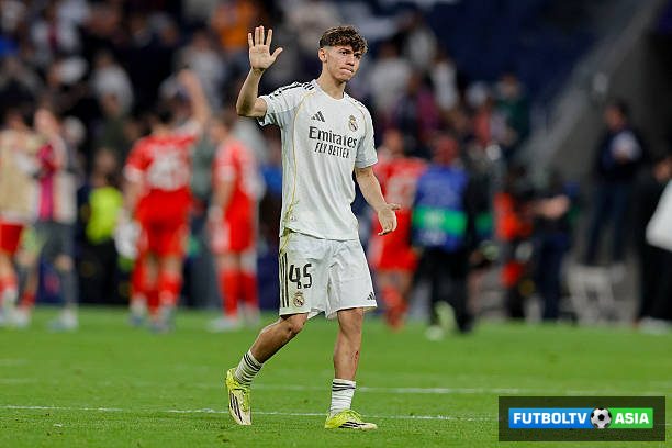 «Real»ning yosh futbolchisi Ronaldu va Messi o'rtasida tanlov qildi