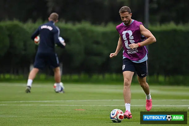 Xenderson erkin agent sifatida «Brentford»ni tark etdi