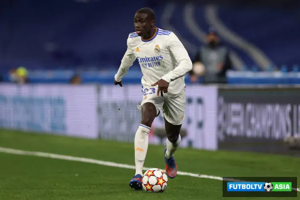 Zidan Mendini Fransiya terma jamoasining asosiy himoyachisiga aylantirmoqchi